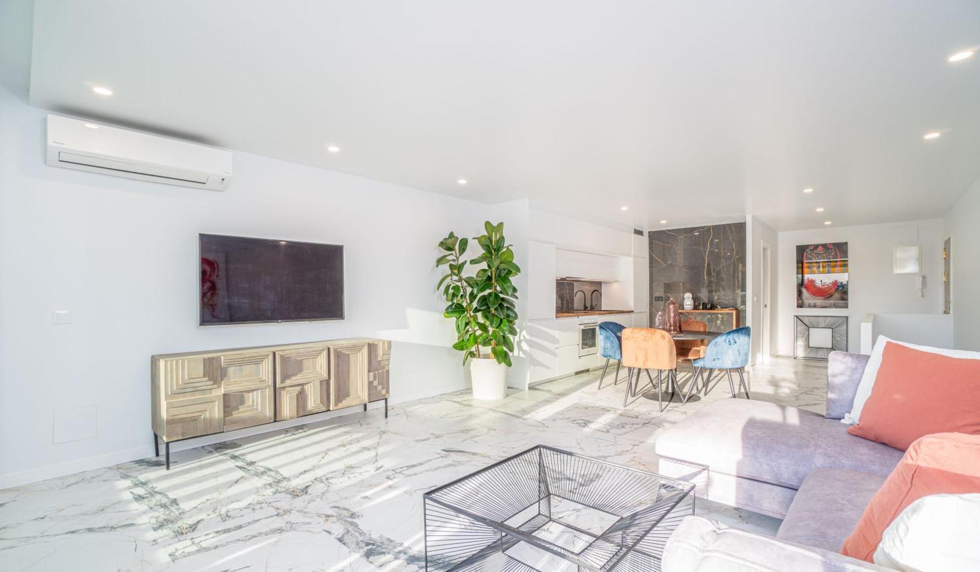 Moderno Apartamento Frente Al Canal Con Terrazas Apartment Empuriabrava Luaran gambar