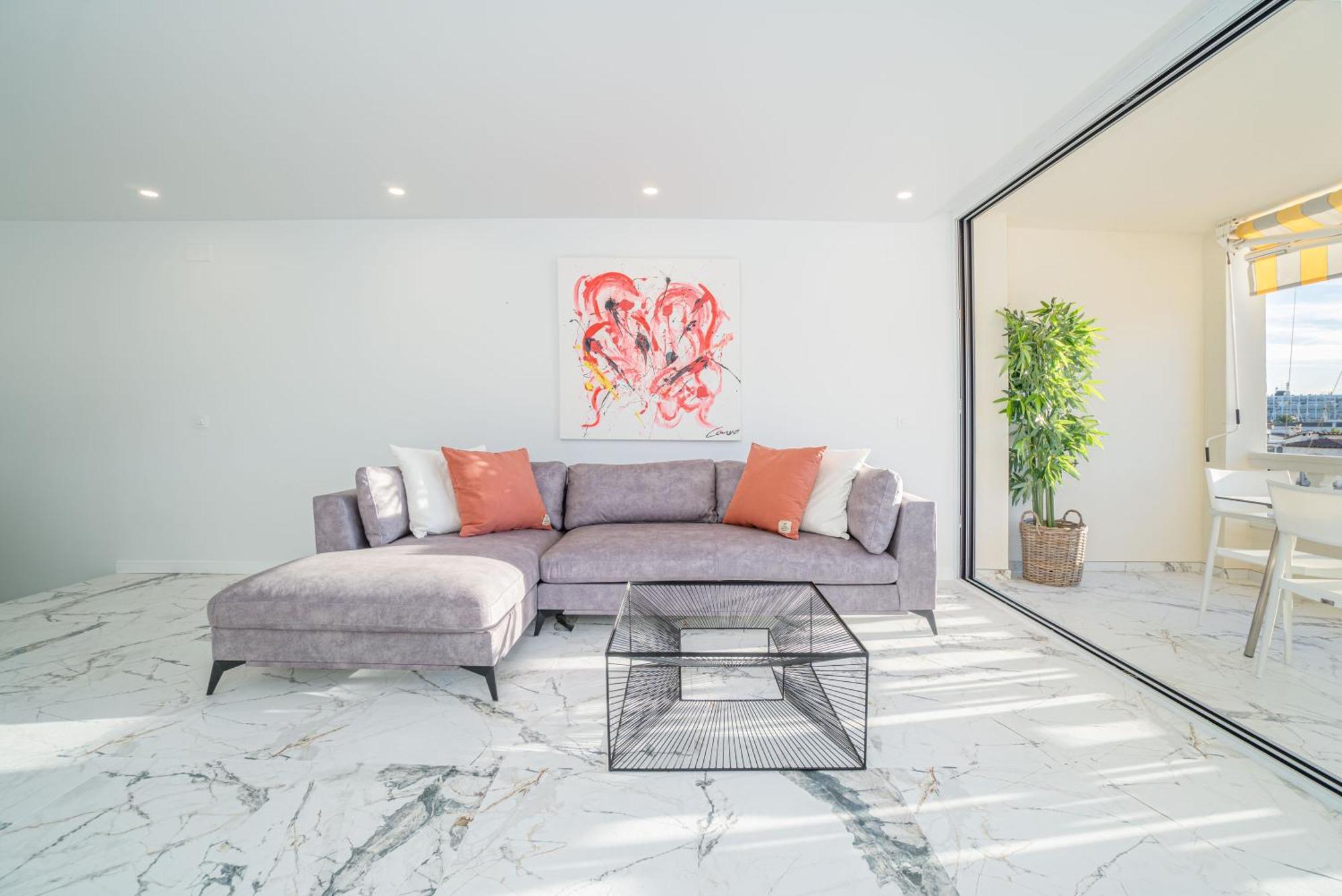 Moderno Apartamento Frente Al Canal Con Terrazas Apartment Empuriabrava Luaran gambar